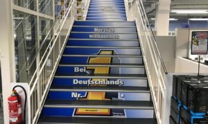Treppenbeschriftung als Werbefläche TechnoLand Deizisau