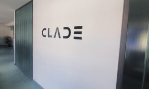 Clade GmbH Wandveredelung Aufkleber