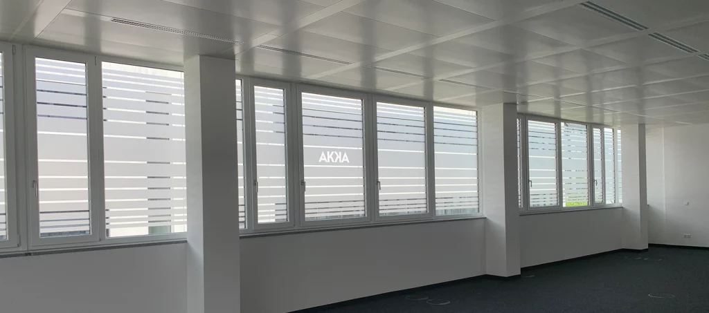 Anlaufschutz und Sichtschutz für Bürogebäude