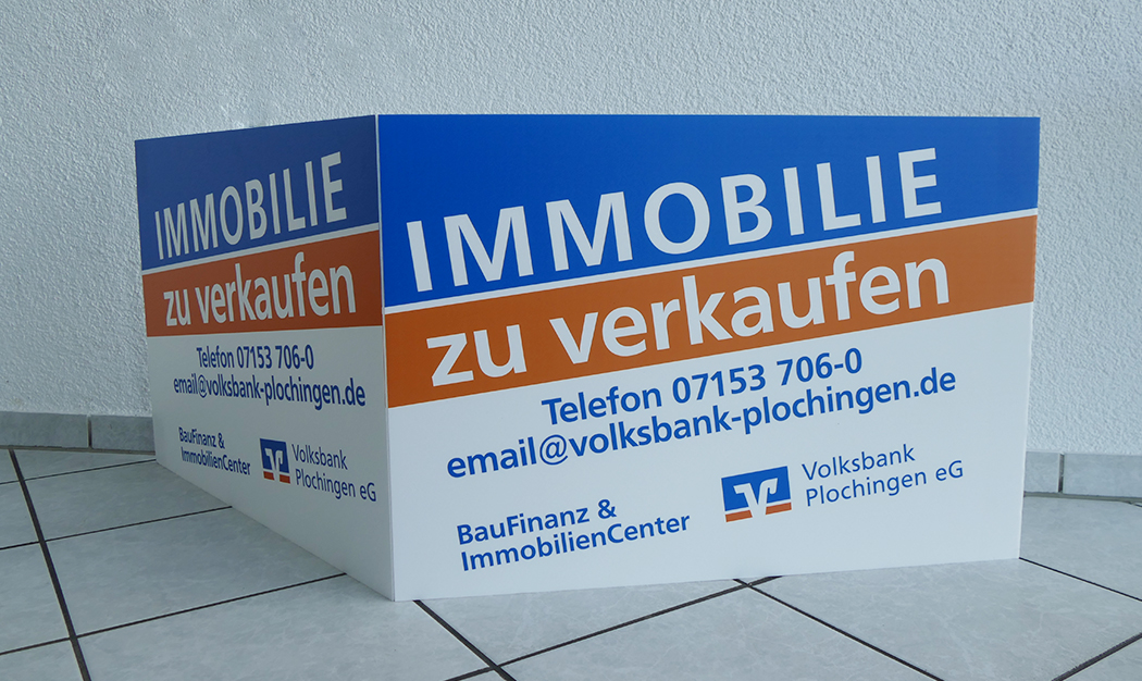 Werbeschilder: Leitsystem und Wegweiser 1 Volksbank Plochingen Schild: Immobilie zu verkaufen. Leitsystem und Wegweiser.